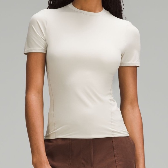 lululemon athletica Tops - 136. Lululemon Wundermost crewneck short sleeve in Mojave tan